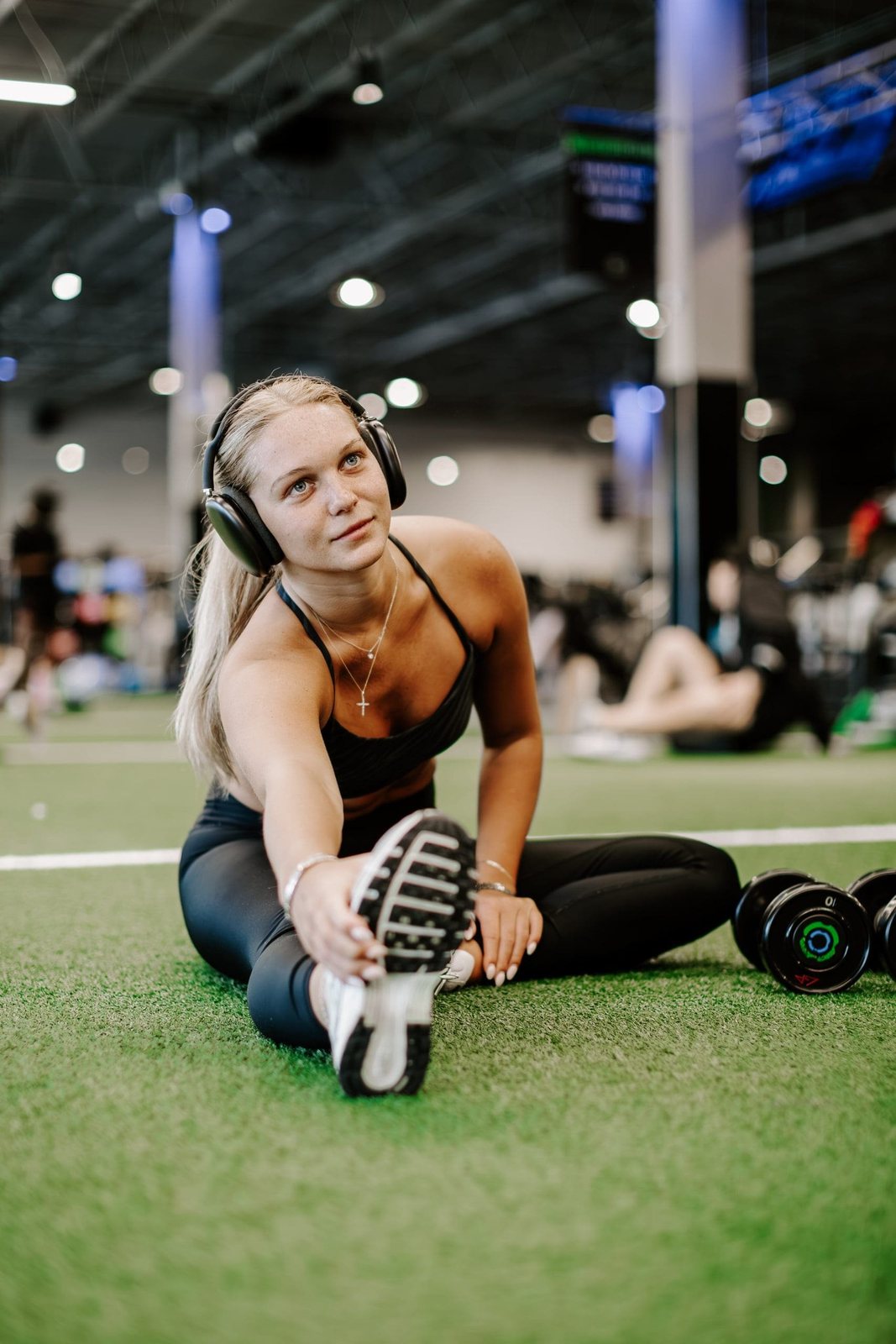 Catalyst Fitness member training with restored energy